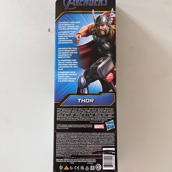 Marvel Avengers Thor Doll Action Figure - Picture 3 of 3